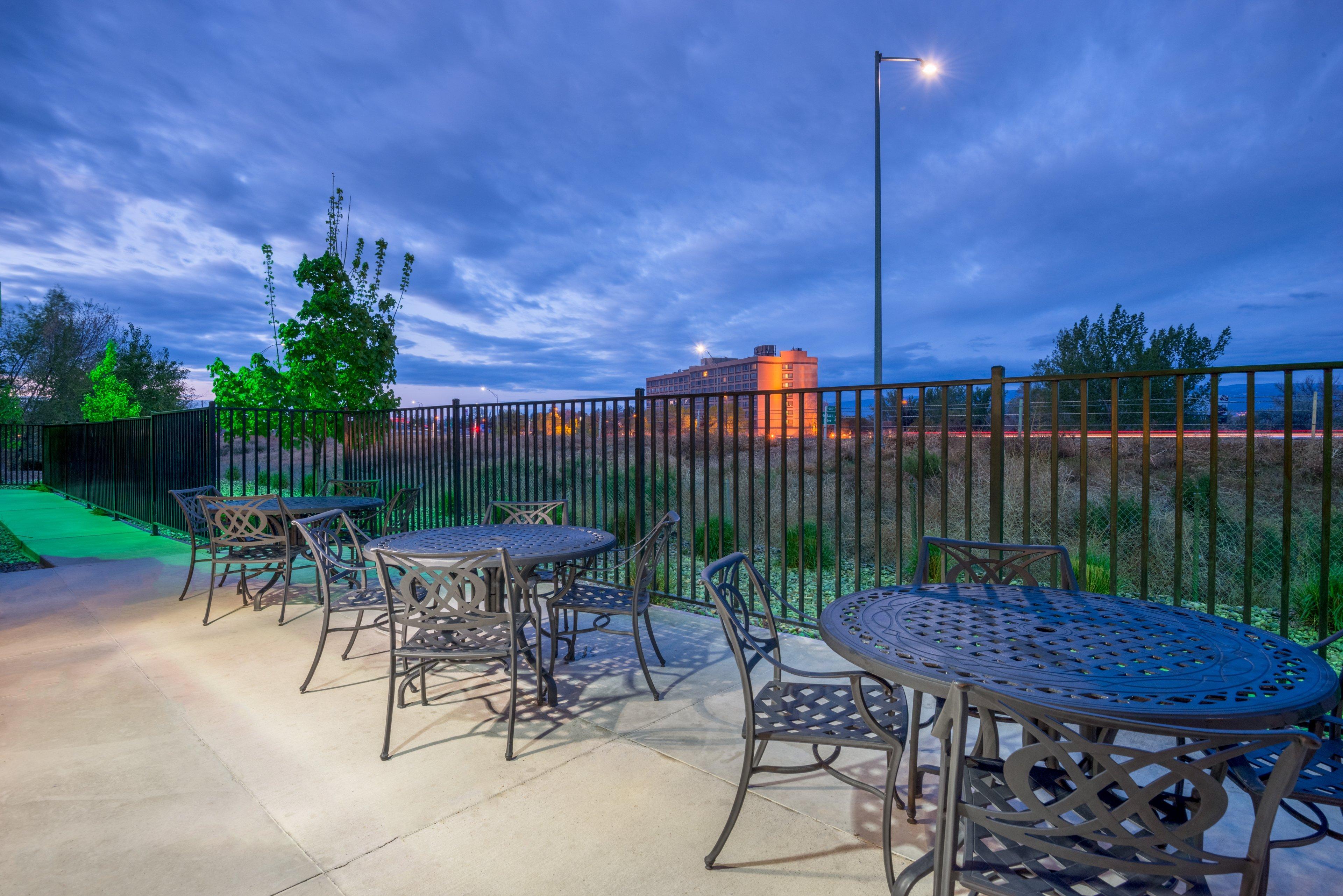 Holiday Inn Hotel & Suites Grand Junction-Airport By Ihg Exterior photo