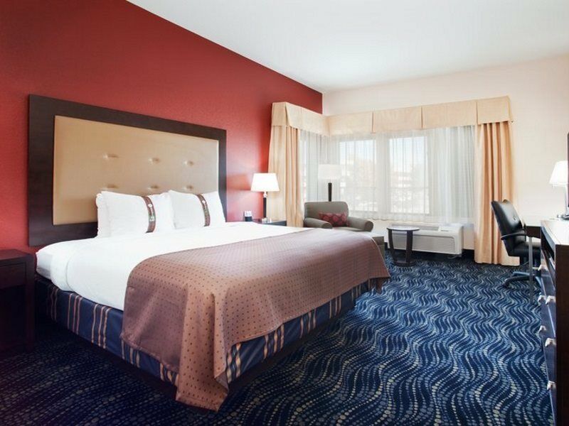 Holiday Inn Hotel & Suites Grand Junction-Airport By Ihg Exterior photo