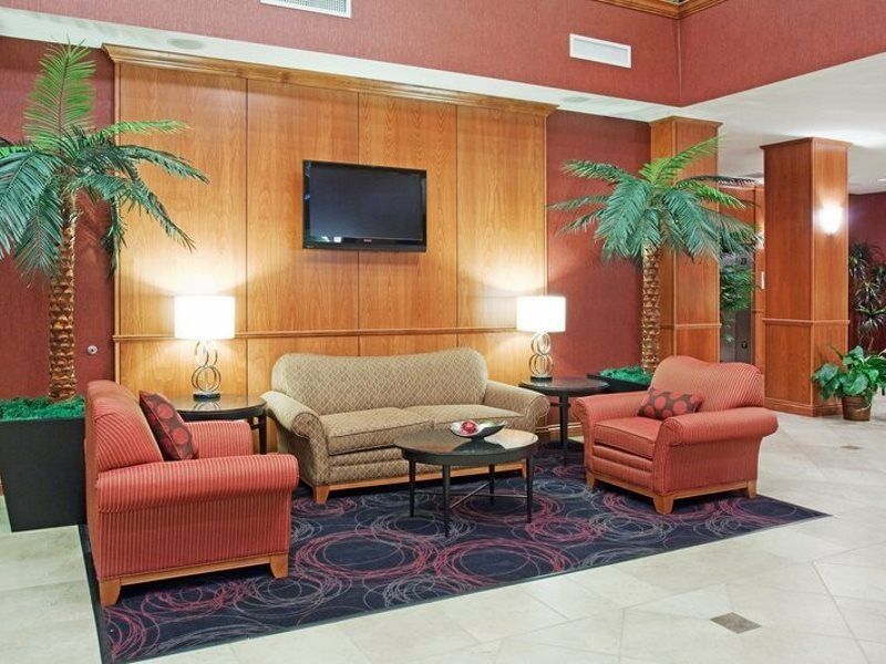 Holiday Inn Hotel & Suites Grand Junction-Airport By Ihg Exterior photo