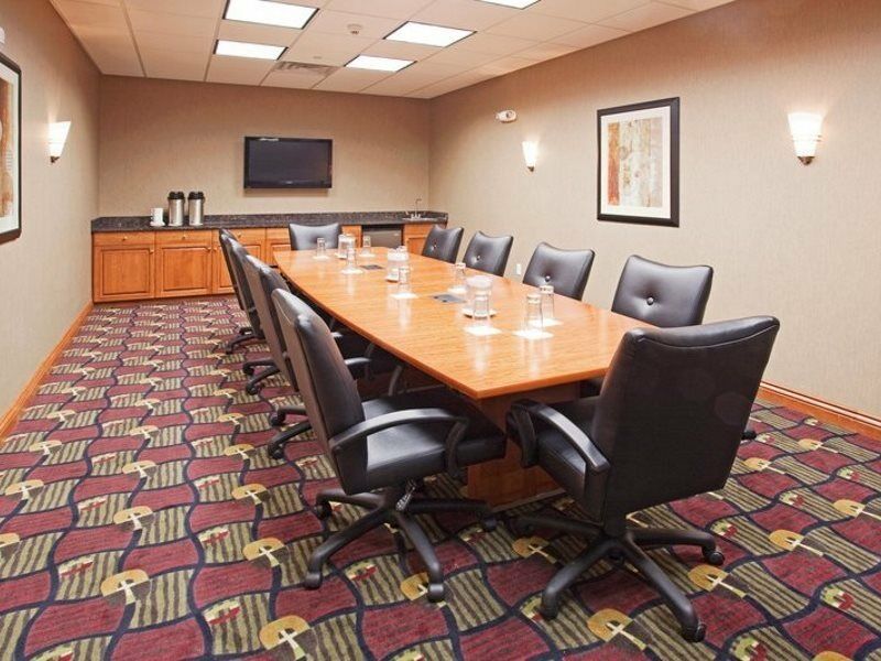 Holiday Inn Hotel & Suites Grand Junction-Airport By Ihg Exterior photo